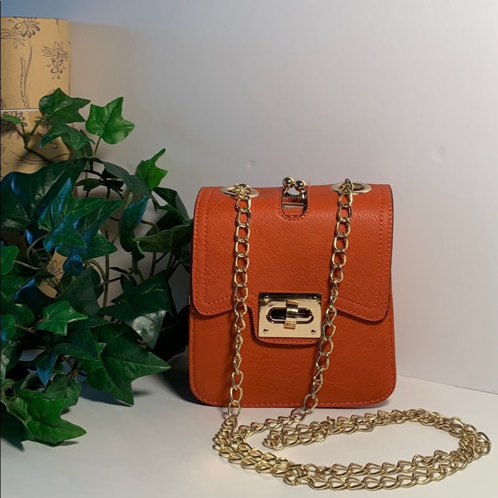 Orange Multi pockets purse Never Used